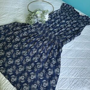 Everly Navy and White Floral Mini Dress